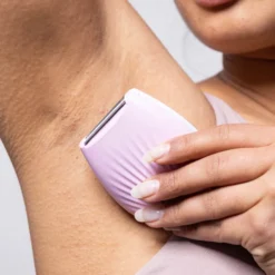 MAGNITONE London Go Bare! Rechargeable Mini Lady Shaver - Pink 12 MAGNITONE London Go Bare! Rechargeable Mini Lady Shaver - Pink -Professional Care Product Stores 11492201 4165062292510373