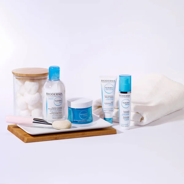 Bioderma Hydrabio H20 Micellar Water 500ml 5 Bioderma Hydrabio H20 Micellar Water 500ml - Image 3