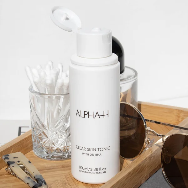 Alpha-H Clear Skin Tonic 100ml 6 Alpha-H Clear Skin Tonic 100ml - Image 4