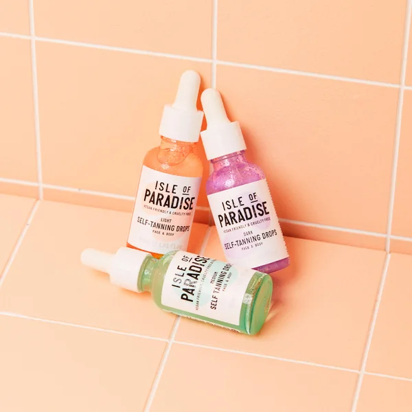 Isle Of Paradise Self-Tanning Drops - Dark 30ml 5 Isle Of Paradise Self-Tanning Drops - Dark 30ml - Image 3