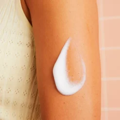 Isle Of Paradise Glow Clear Self-Tanning Mousse - Dark 200ml -Professional Care Product Stores 12194410 1184863729366903