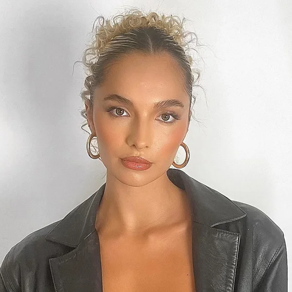 CHOPSTICK STYLER Extra Confident Styler 6 CHOPSTICK STYLER Extra Confident Styler - Image 4