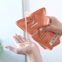 WeDo/ Professional Moisture And Shine Conditioner Pouch 1000ml -Professional Care Product Stores 13186990 7314893052120914