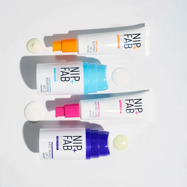 NIP+FAB Anti-Pollution SPF30 Moisturiser 50ml 5 NIP+FAB Anti-Pollution SPF30 Moisturiser 50ml - Image 3