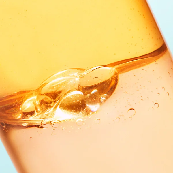 NUXE Sun Moisturising Protective Milky Oil For Hair 100ml 4 NUXE Sun Moisturising Protective Milky Oil For Hair 100ml - Image 2