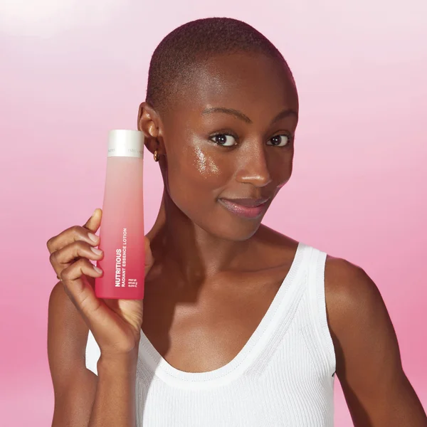 Estée Lauder Nutritious Radiance Essence Lotion 200ml 5 Estée Lauder Nutritious Radiance Essence Lotion 200ml - Image 3